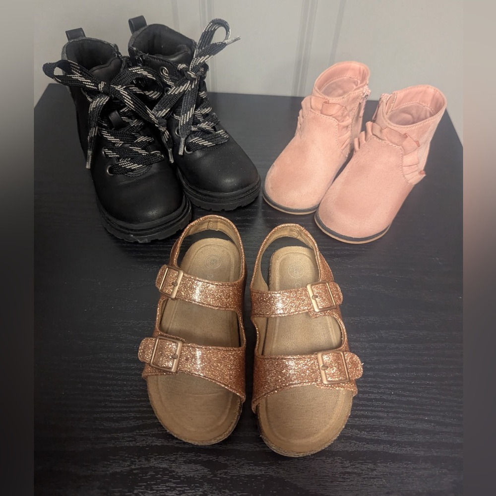 Girls’ 8C Shoes Bundle - Black Boots & Gold Sandals